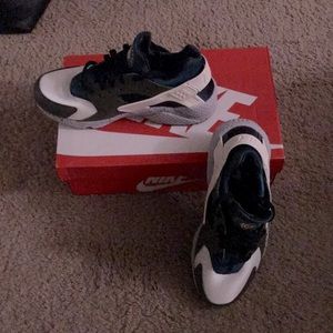Nike Air Huarache
